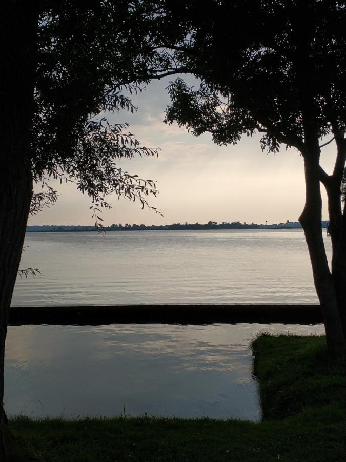 B&Bslapenopeeneiland Kaag ภายนอก รูปภาพ